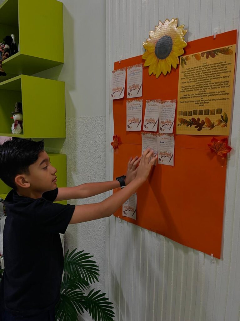 mural thanksgiving inFlux