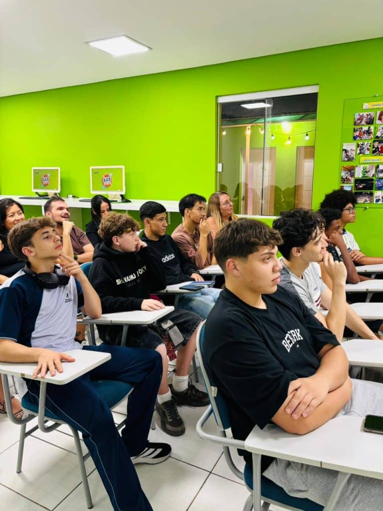 inFlux Floripa Ingleses – S.O.S. Phrasal Verbs whatsapp image 2026 03 25 at 083344 4 inFlux