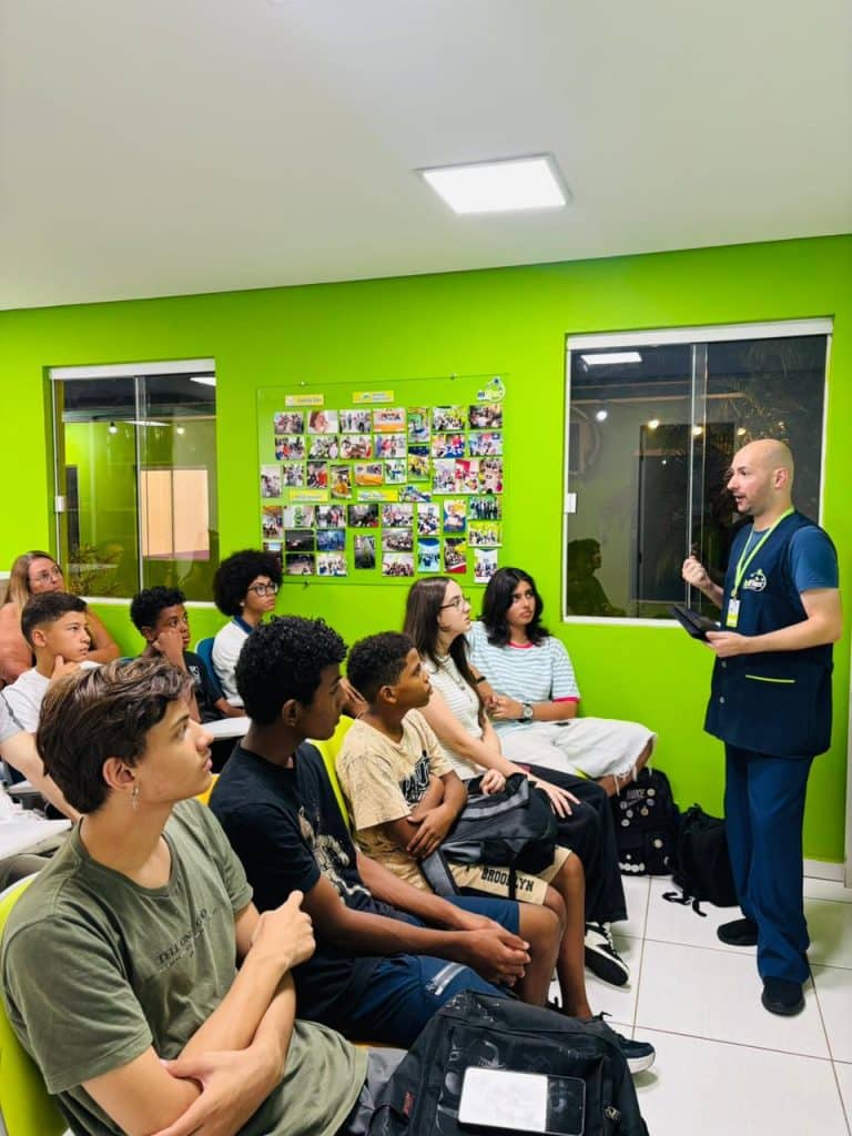 inFlux Floripa Ingleses – S.O.S. Phrasal Verbs whatsapp image 2026 03 25 at 083344 7 inFlux