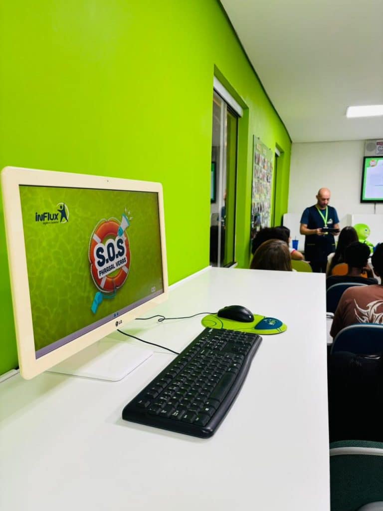 inFlux Floripa Ingleses – S.O.S. Phrasal Verbs whatsapp image 2026 03 25 at 083344 8 inFlux